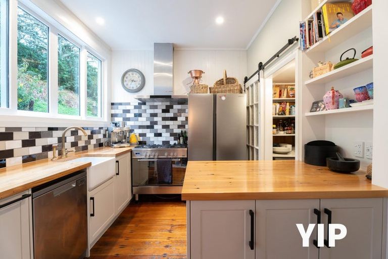 Photo of property in 28 Tuapapa Street, Johnsonville, Wellington, 6037