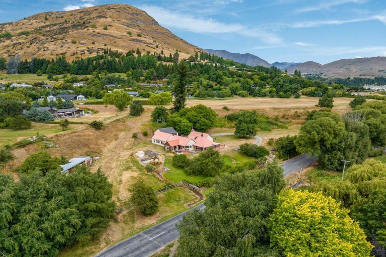 Photo of property in 133 Tucker Beach Road, Lower Shotover, Queenstown, 9371