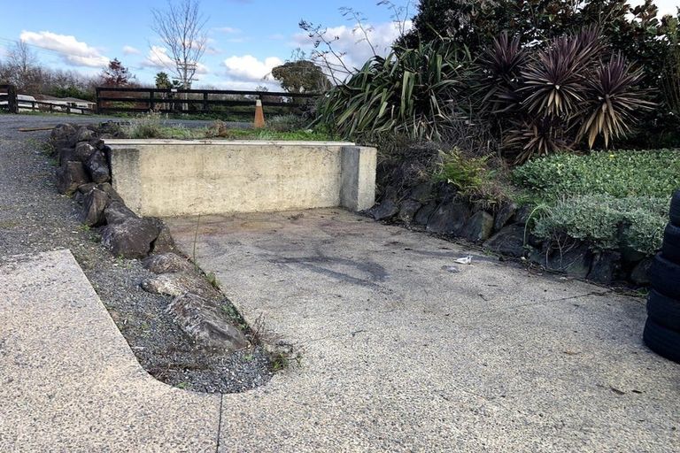 Photo of property in 45 Kath Henry Lane, Drury, 2113