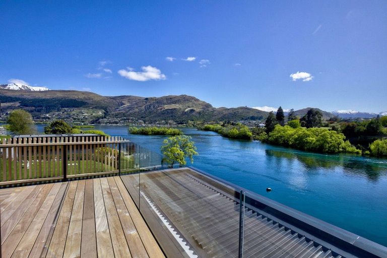 Photo of property in 11a William Rees Place, Kawarau Falls, Queenstown, 9300