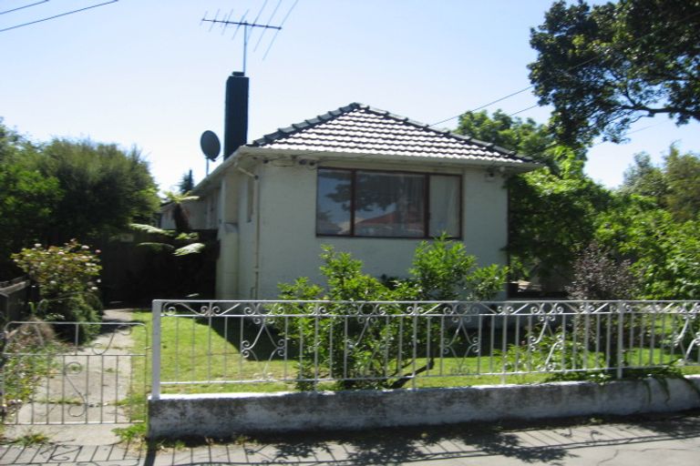 Photo of property in 121 Emmett Street, Shirley, Christchurch, 8013