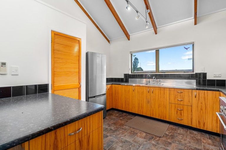 Photo of property in 2b Carr Street, Te Kamo, Whangarei, 0112