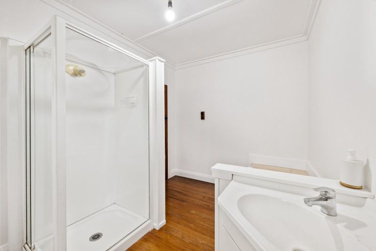 Photo of property in 59 York Street, Picton, 7220