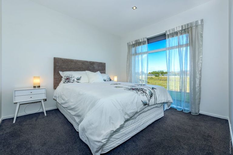 Photo of property in 19 Old Red Barn Road, Halswell, Christchurch, 8025