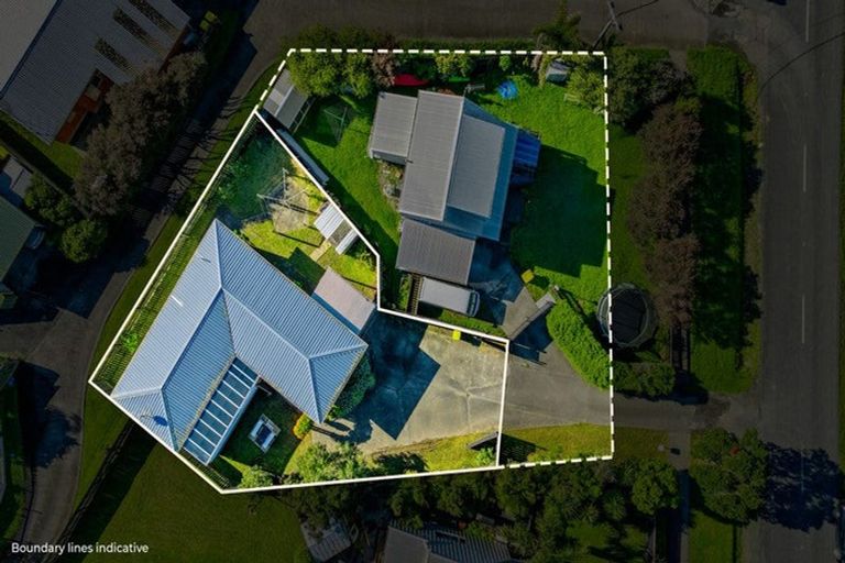 Photo of property in 53b Springs Road, Parakai, 0830