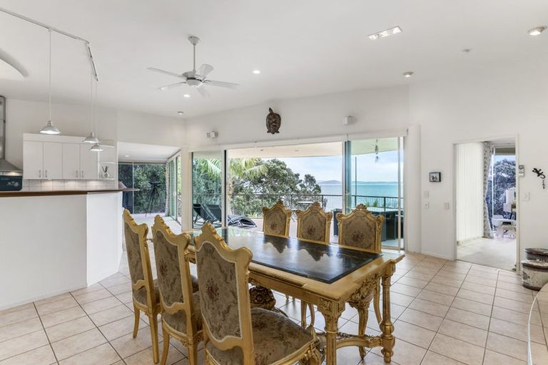 Photo of property in 20 Pacific Parade, Army Bay, Whangaparaoa, 0930
