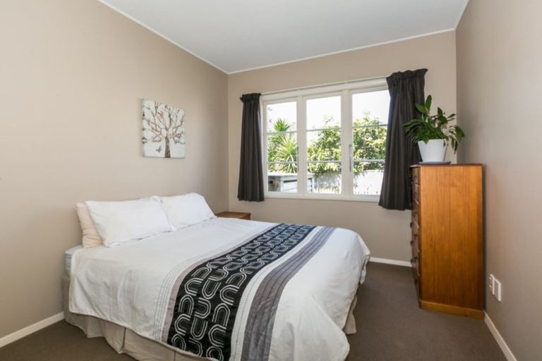 Photo of property in 235 Georges Drive, Napier South, Napier, 4110