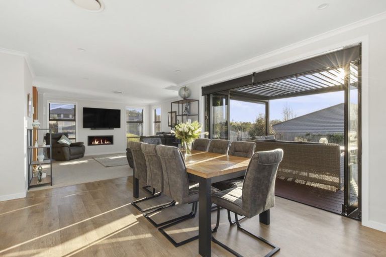 Photo of property in 8 Rylstone Way, Te Kauwhata, 3710