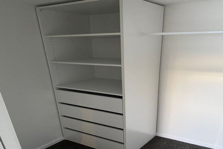 Photo of property in 31 Apuka Street, Brooklyn, Wellington, 6021