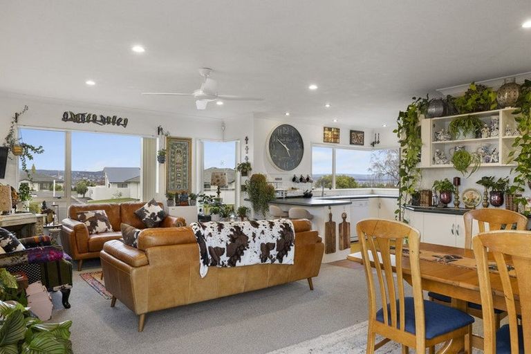 Photo of property in 16 Whetu Place, Nukuhau, Taupo, 3330