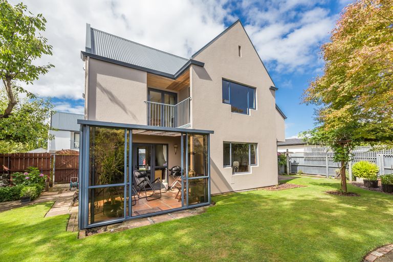 Photo of property in 128a Mcfaddens Road, St Albans, Christchurch, 8052