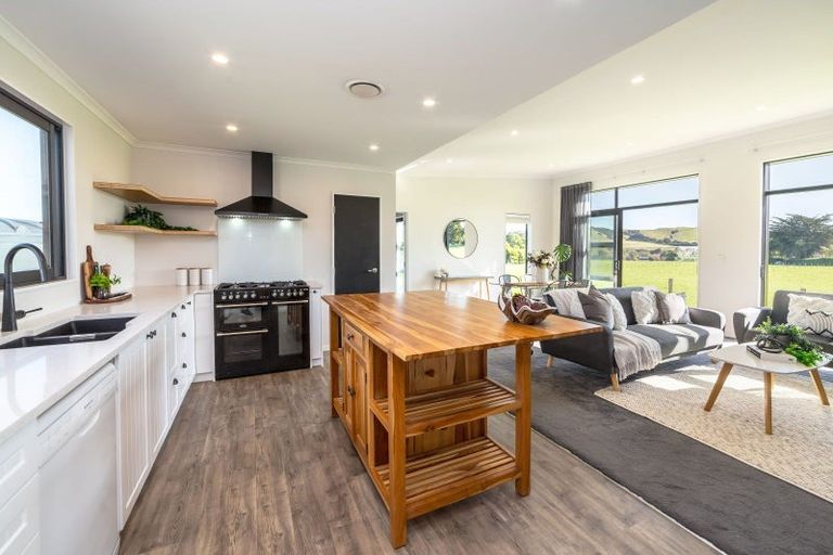 Photo of property in 34 Admiral Road, Gladstone, Masterton, 5883