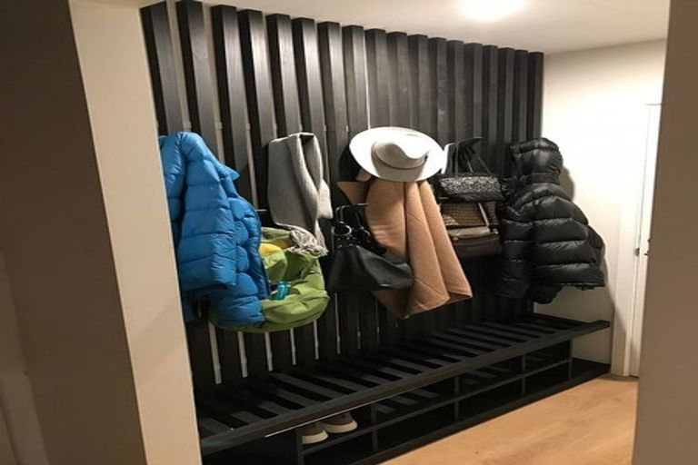 Photo of property in 22 Woodlau Rise, Huntsbury, Christchurch, 8022