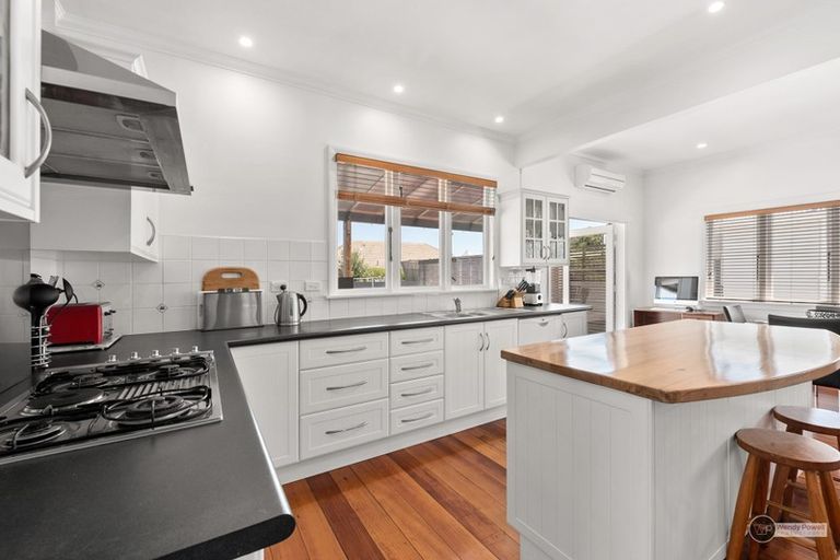 Photo of property in 15 Ropata Crescent, Boulcott, Lower Hutt, 5010