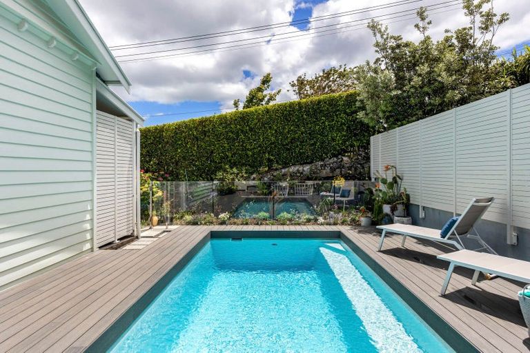 Photo of property in 2a Ellerton Road, Mount Eden, Auckland, 1024