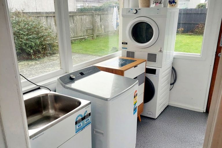 Photo of property in 69 Loyalty Street, Forbury, Dunedin, 9012