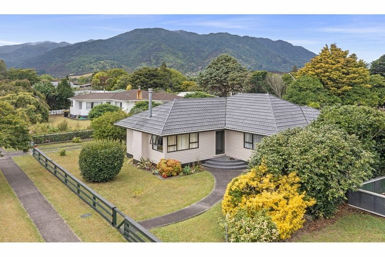 Photo of property in 1 Hanna Street, Te Aroha, 3320