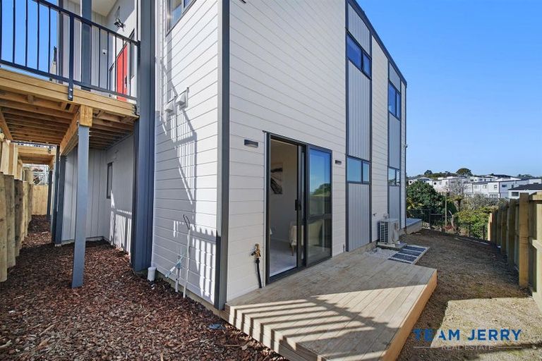 Photo of property in 14a Wahine Street, Papakura, 2110