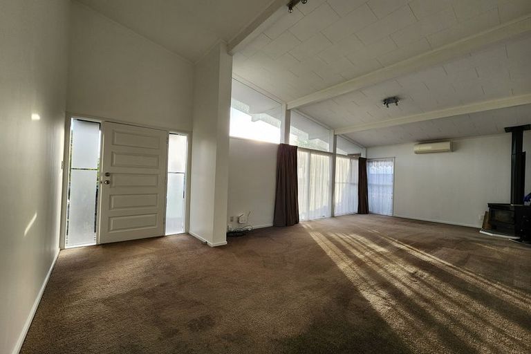 Photo of property in 8 Malvina Place, Bucklands Beach, Auckland, 2014