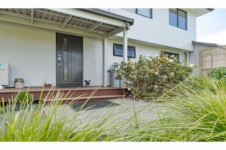 Photo of property in 37 Rarere Terrace, Kerikeri, 0230