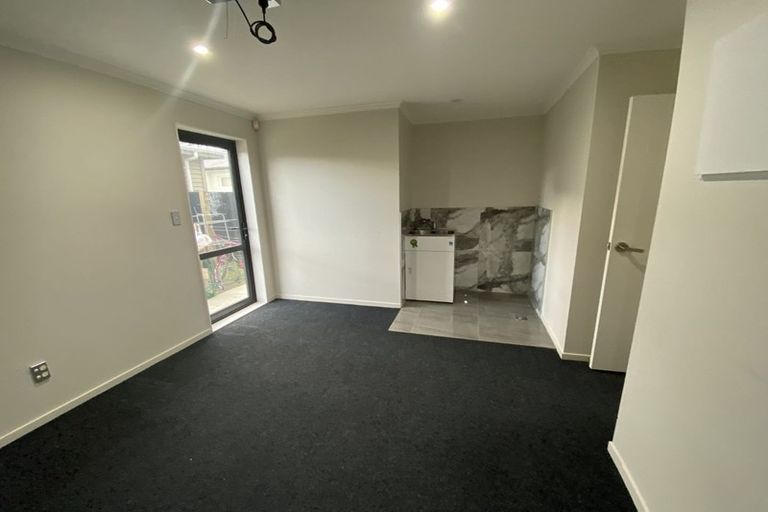 Photo of property in 10b Cambridge Road, Manurewa, Auckland, 2102