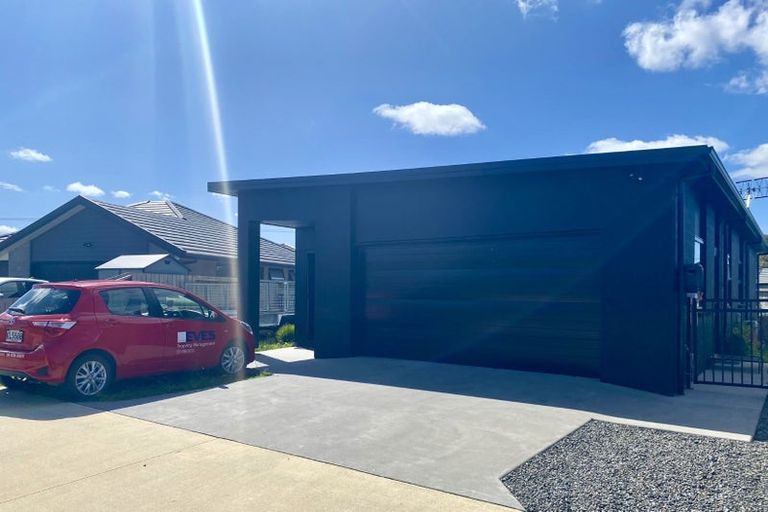 Photo of property in 2 Tupeia Lane, Tikipunga, Whangarei, 0112