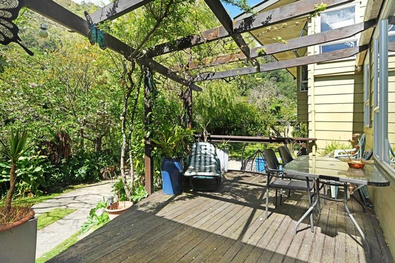 Photo of property in 12 Scotland Street, Picton, 7220