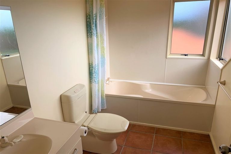 Photo of property in 43 Fairway Drive, Kerikeri, 0230