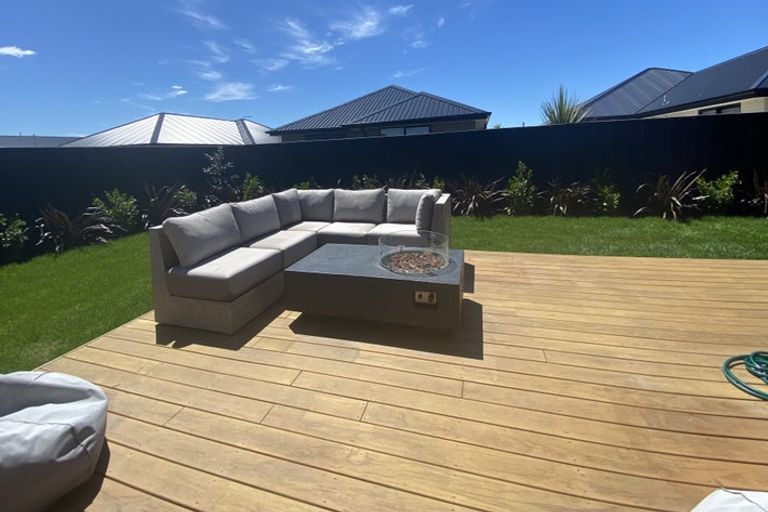 Photo of property in 21 Grimwood Street, Woodend, 7610