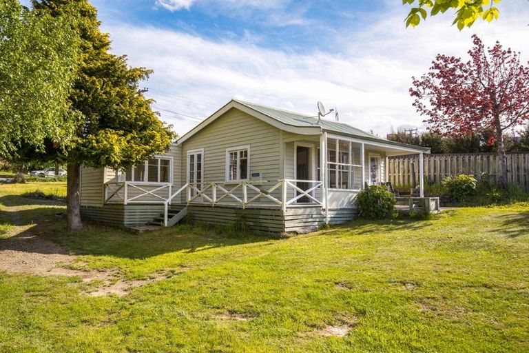 Photo of property in 66 Lakeview Terrace, Lake Hawea, Wanaka, 9382