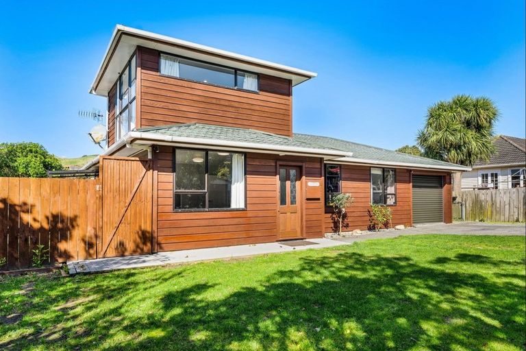 Photo of property in 55 Rawhiti Road, Pukerua Bay, 5026