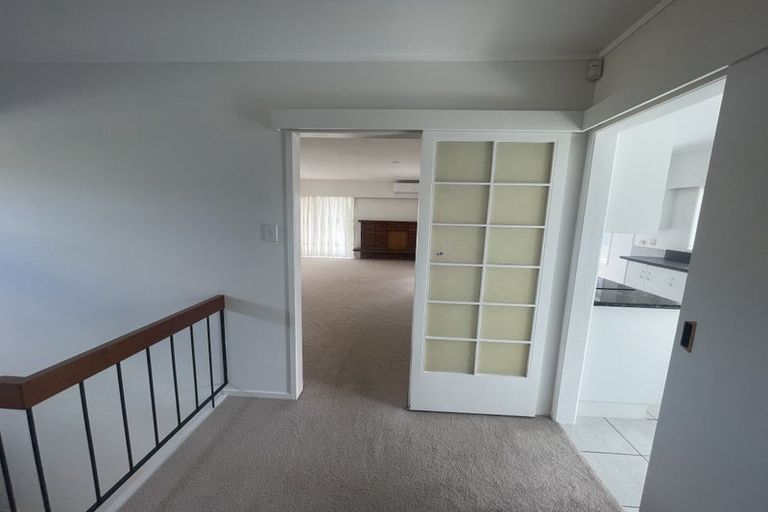Photo of property in 27 Eban Avenue, Hillcrest, Auckland, 0627