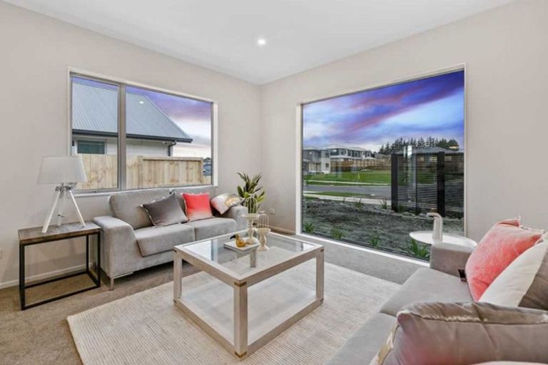 Photo of property in 45 North Ridge Drive, Rototuna North, Hamilton, 3210