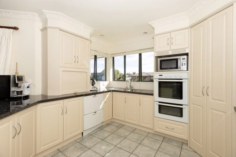 Photo of property in 74 Potae Avenue, Lytton West, Gisborne, 4010