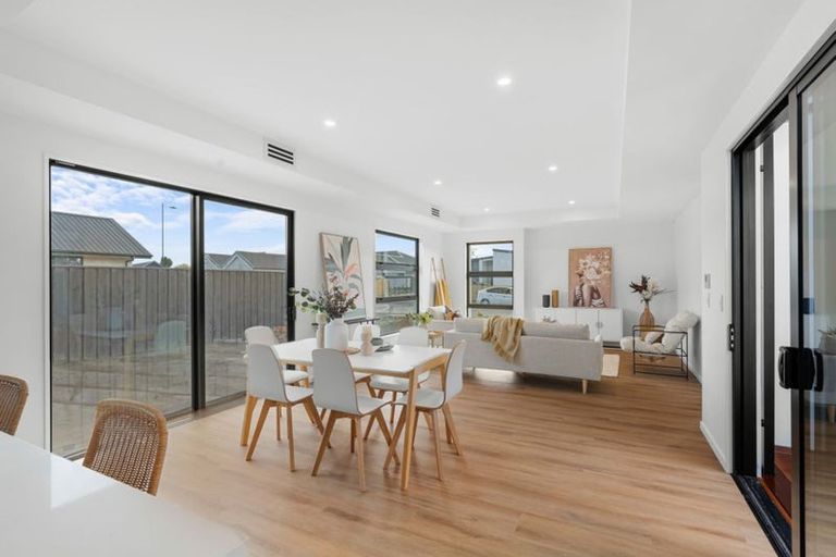 Photo of property in 3 Ferbane Way, Halswell, Christchurch, 8025