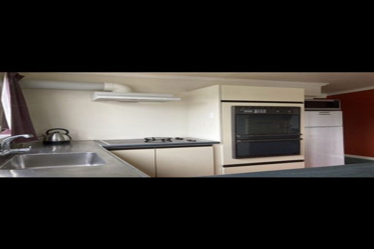 Photo of property in 38 Marine Parade, Macandrew Bay, Dunedin, 9014