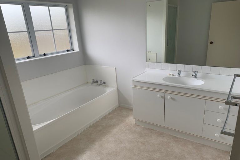 Photo of property in 65 Carlyle Street, Leamington, Cambridge, 3432