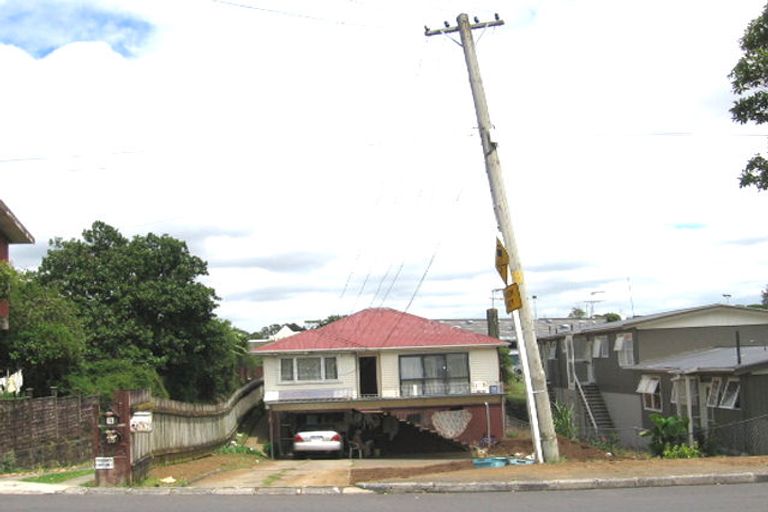 Photo of property in 4 Leonard Road, Mount Wellington, Auckland, 1060