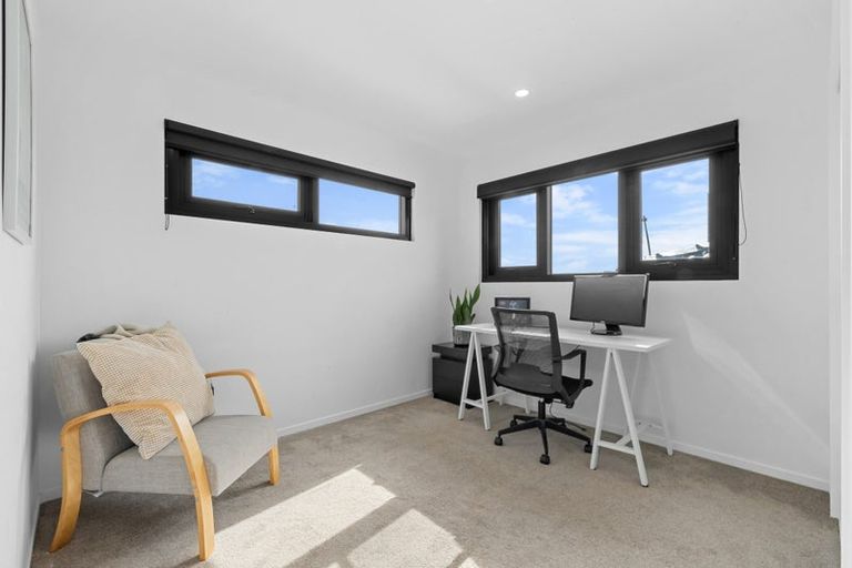 Photo of property in 148a Hutchinsons Road, Bucklands Beach, Auckland, 2014