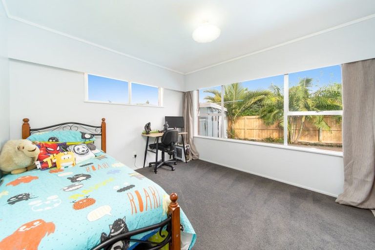 Photo of property in 16 Sierra Avenue, Te Kamo, Whangarei, 0112