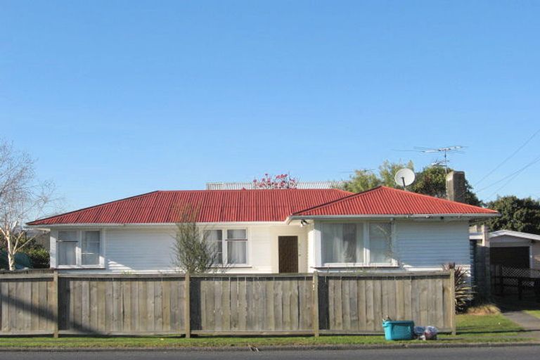 Photo of property in 1/127 Clevedon Road, Papakura, 2110