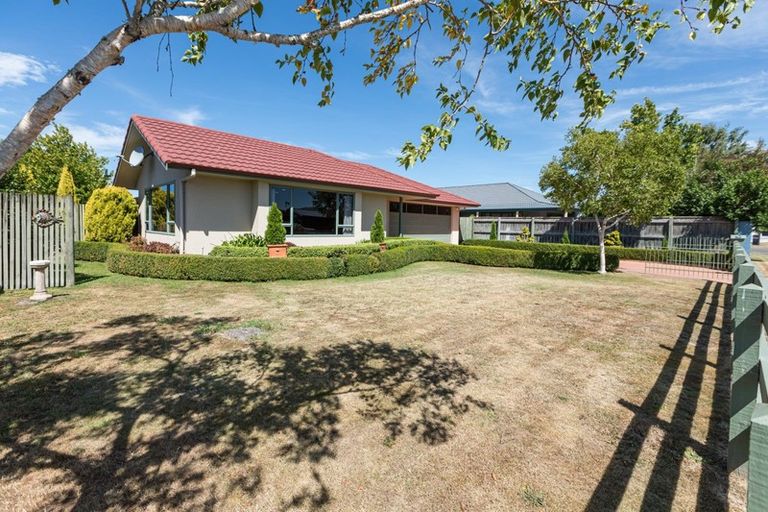 Photo of property in 7 Belgrove Drive, Waipukurau, 4200