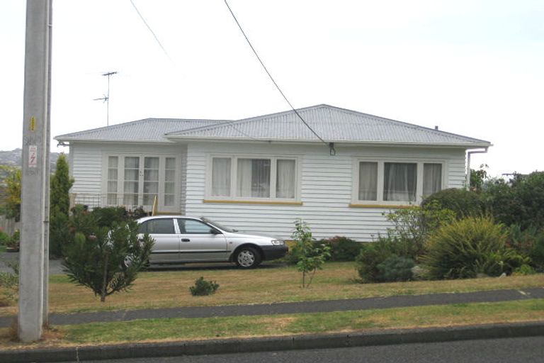 Photo of property in 19 Beatrice Avenue, Hillcrest, Auckland, 0627