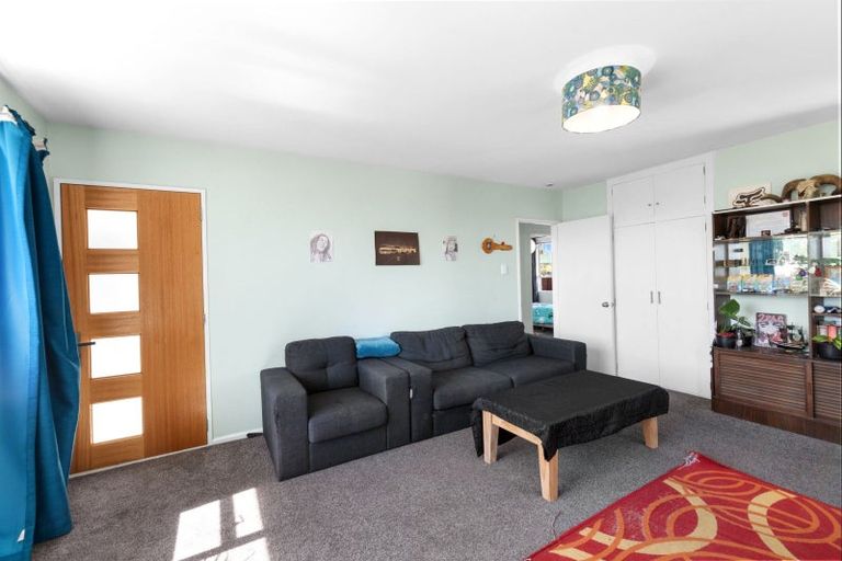 Photo of property in 3/90 Springs Road, Hornby, Christchurch, 8042