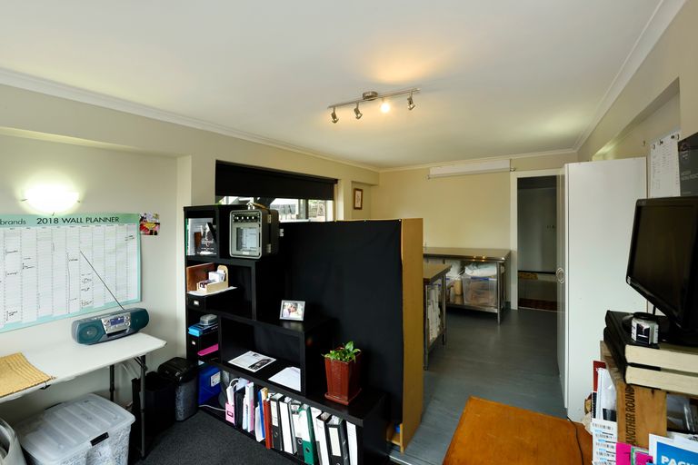 Photo of property in 2/169 Tahunanui Drive, Tahunanui, Nelson, 7011