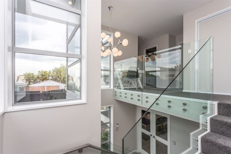 Photo of property in 38a Somme Street, St Albans, Christchurch, 8014