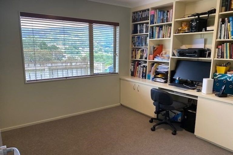 Photo of property in 3 Duncan Street, Tawa, Wellington, 5028