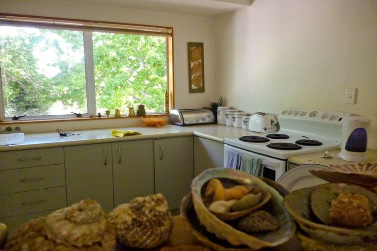 Photo of property in 68 Kemp Road, Kerikeri, 0230