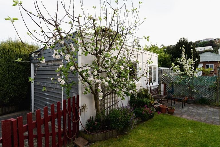 Photo of property in 130 Surrey Street, Forbury, Dunedin, 9012