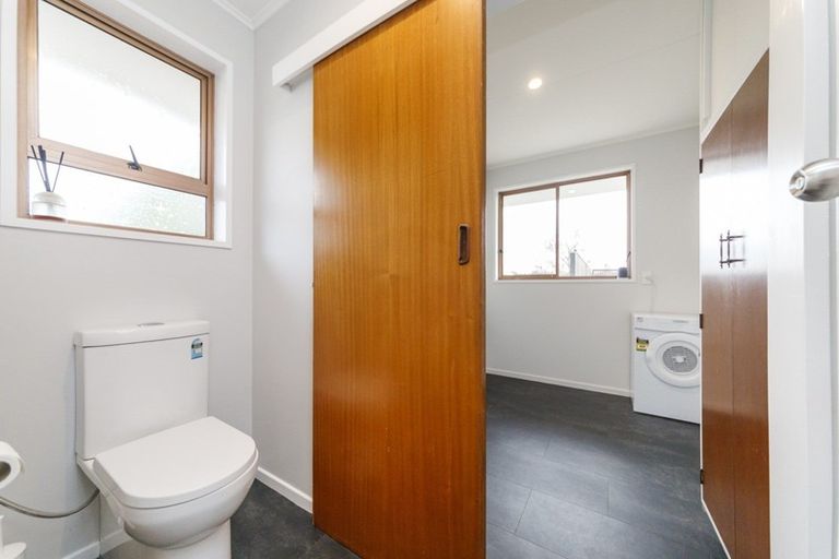 Photo of property in 16 Austin Place, Awapuni, Palmerston North, 4412